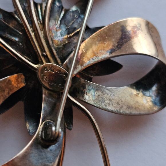 Vintage Signed 1/20 12kt GF Gold Filled Blue Rhinestone Flower Spray Brooch Pin - Picture 4 of 4